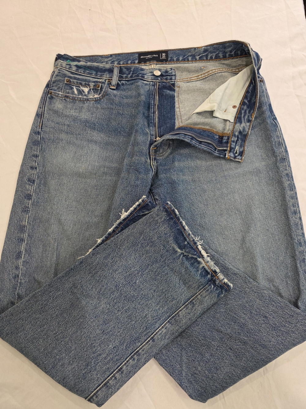 Abercrombie & Fitch Blue Straight Fit Blue Stone Wash Jeans Men W36 L32 - Picture 2 of 10